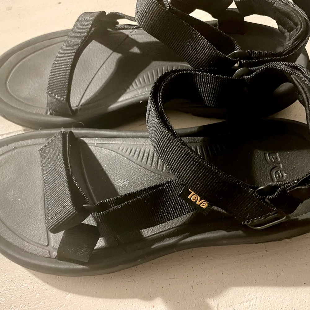 Women’s Black Teva Sandals Size 10